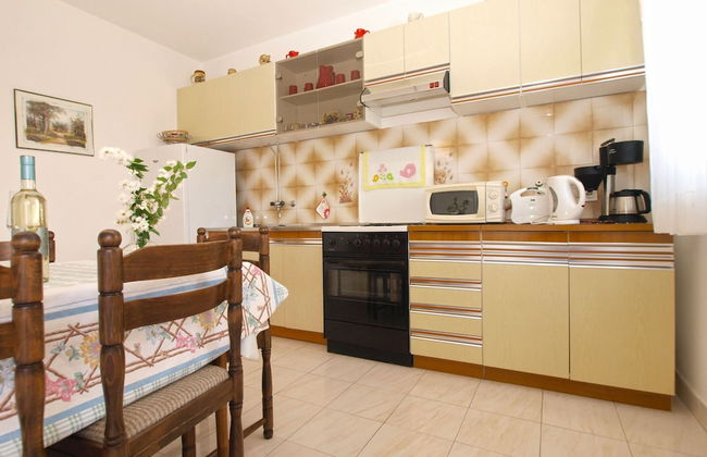 Apartment 1644 - Photo 19