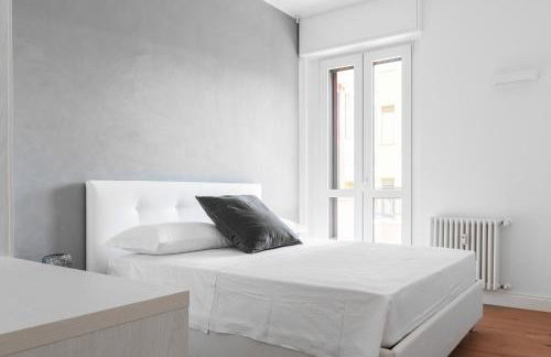 Pure White - by MyHomeInComo - Photo 36