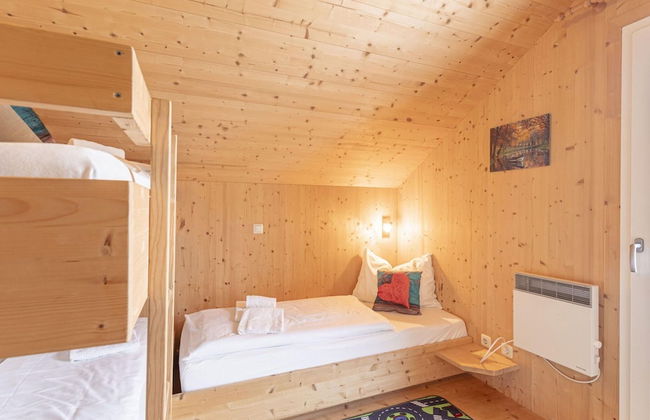 Spacious Chalet With IR Sauna and Whirlpool - Foto 3