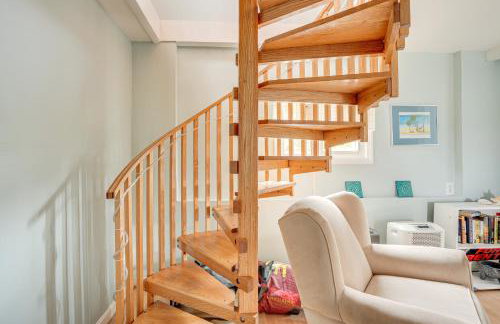 Rockport Cottage with Patio - Steps to Beach! - Foto 10