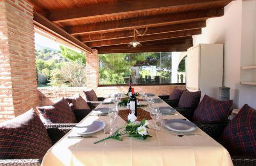 TESS Villa Andalucia - Photo 30