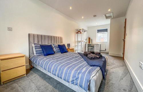 Central Warwick townhouse within easy reach of Stratford upon Avon and Cotswolds - Foto 8