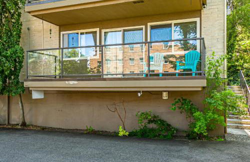 the Veranda, Best Area, 2 Baths, 2 Bedrooms, WD, Jacuzzi bath, New Carpet, Balcony, 925sf - Foto 13