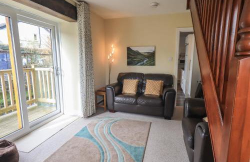 A River Runs By - Photo 3