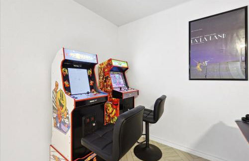 Luxury Gem in the Forest-Pool&Jacuzzi&Cinema&Games - Foto 37