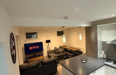 5 bedroom house in Pettswood - Foto 18