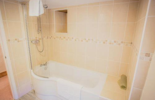 Deerclose West Farmhouse - Photo 21