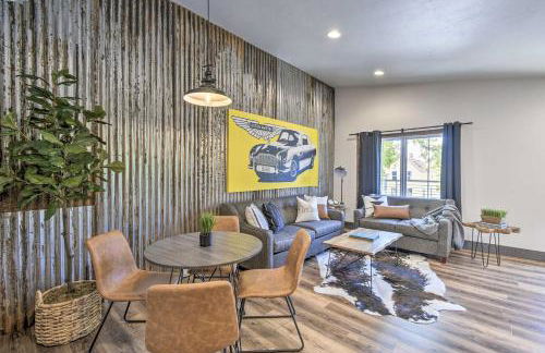 Modern Townhome with Deck - half Mi to Elkhart Lake! - Foto 5