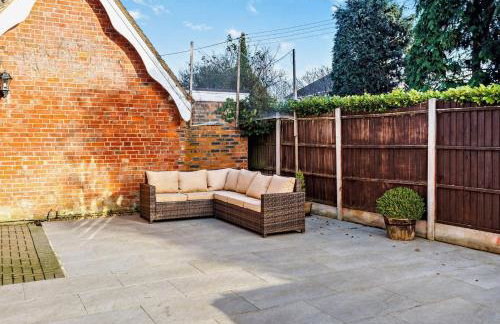 Luxury Detached House in Large Private Grounds, with Outdoor Jacuzzi and Sauna - Foto 74