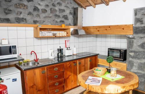 Aldeia Dos Caldeirões - Photo 10