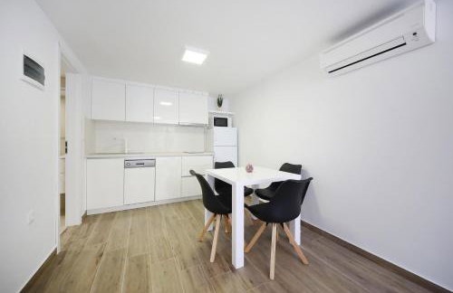 Villa Pino with Pool, Sauna & Jacuzzi - Foto 22