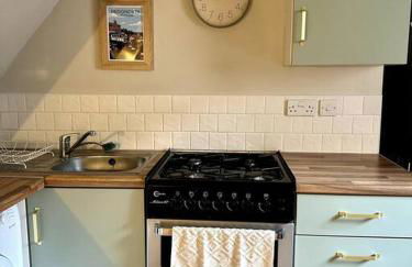 Cosy Town Loft by Shropshire Abodes - Foto 28