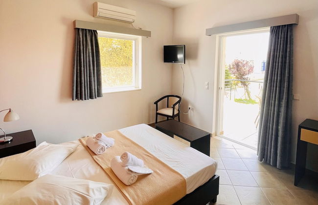 Stomio Villague - Foto 9