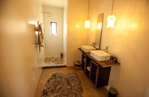 Amazing Lone Pine Cabin for Glamping in California - Foto 18