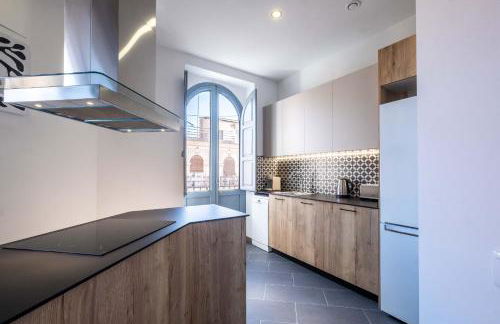 Spacious Penthouse with Massive Terrace - Photo 21