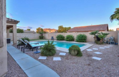 Pet friendly 3br 2ba Private optional heated Pool BBQ grill Golf Clubs close to park - Foto 14