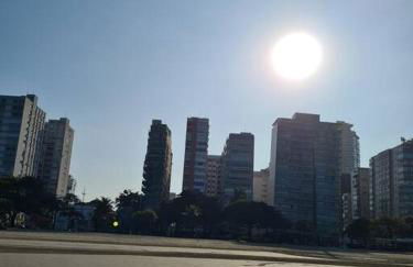 Santos, refúgio urbano em frente ao mar - Foto 28