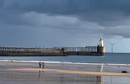 RestfullStays- 3 Bedroom, 4 Bed House FREE PARKING - Foto 8