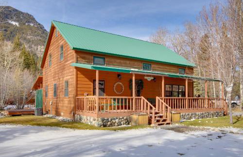 Hike, Fish and Explore! Mtn-View Gem in Mc Leod - Foto 1