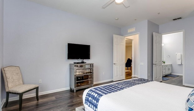 Beautiful Modern Vista Cay Condo, Near Parks-2011 - Foto 4, Habitación