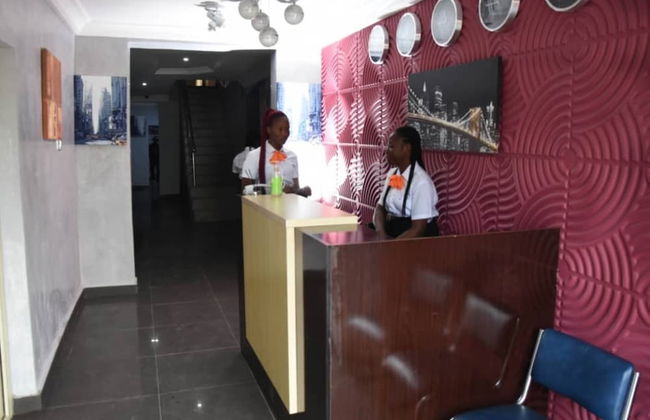 Beautiful 1 Bed, Living Room in a Hotel Penthouse - Foto 3