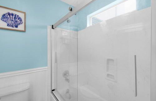 Enclave 202a 2 Bedroom Condo by RedAwning - Foto 60