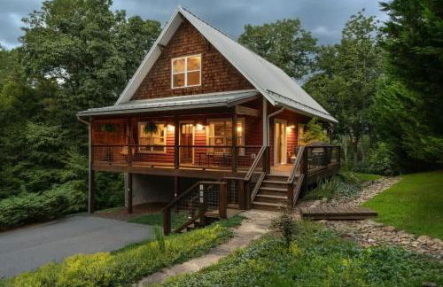 River Rock Cabin - Comfortable, Private Home with King Beds & Mountain Views - Foto 1