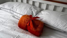 Deluxe Suite w PS5, Balcony, Netflix, Sleeps 6, ideal for relocators and professionals - Foto 5