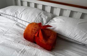 Deluxe Suite w PS5, Balcony, Netflix, Sleeps 6, ideal for relocators and professionals - Foto 5