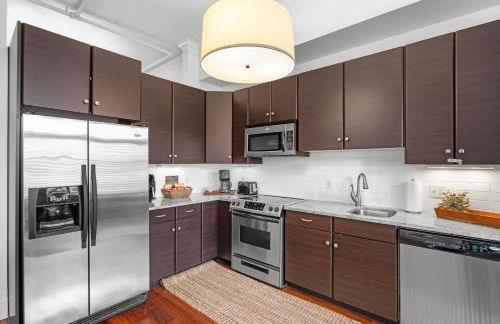 Knockout Loft- Near Plant Riverside - Foto 8