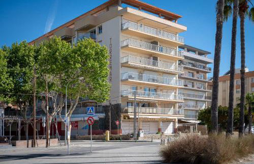 AT059 Reformed & Beach Views, Airco, WiFi - Foto 18