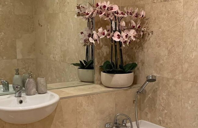 Cheerful 2-bed Cottage With 2 Free Parking, Leeds - Foto 11