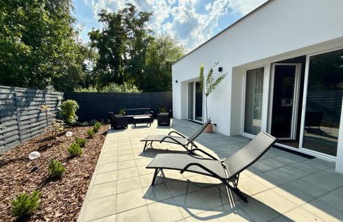 MODERN VILLA & PRIVATE GARDEN in Warsaw - Fully Renovated 2025 - Foto 18