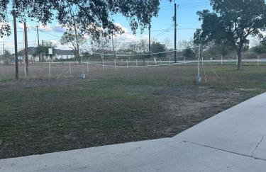 Schertz Country Farmhouse on 1 acre with Gameroom - Foto 9