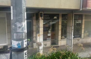 Lovely 3-bedroom condo w/ free parking on premises - Foto 42