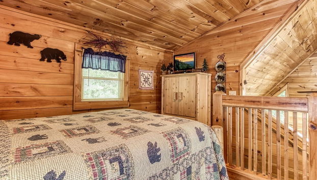 Mystic Mountain - Great Location! Close To All The Action! 2 Bedroom Cabin by RedAwning - Foto 3, Habitación