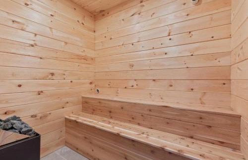 Lake Haus Cabin - Hot Tub, Sauna, Lake View, Wi-Fi - Photo 11