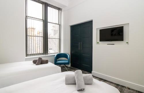 Council Chambers at The Institute Executive Apartments - Foto 13