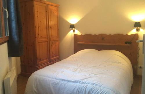 Pied des pistes à Molines en Queyras - Foto 8