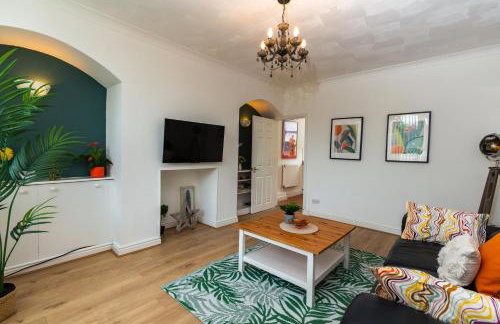 Stylish Comfort: 2BR Home in the Heart of Wigan - Foto 11