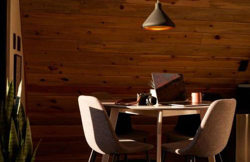 Modern A-frame w/ hot tub + view - Foto 9