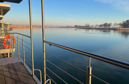 Hausboot der Friesländer im Wangermeer - Foto 13