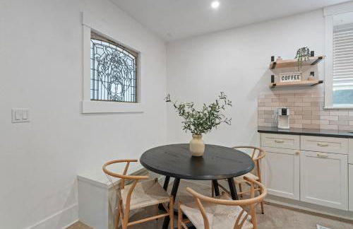 8ft Ceilings Basement Sauna Retreat - Foto 9