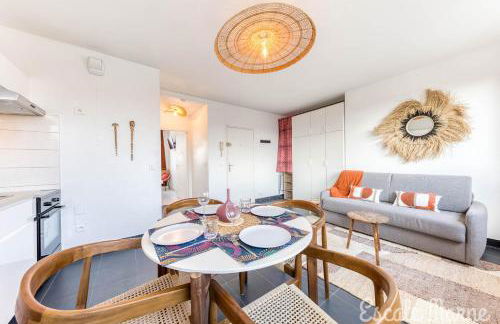 escale-marne fr - Savanna Loft - M8 Tour Eiffel - AC - Climatisation - Parking Gratuit - Free Luggage Storage - Consigne à Bagages Gratuite - 102 - Foto 9