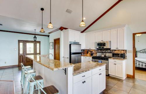 Private Beach and Views! Stilted Ocean Springs Home - Foto 9