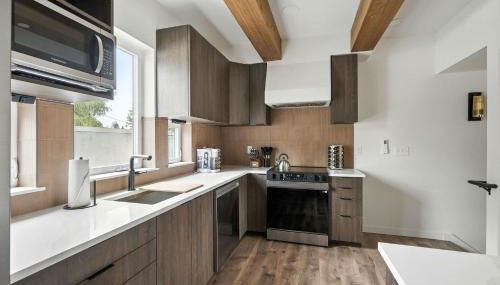 The Adelynn - New Luxury Build in Center of PDX - Photo 4