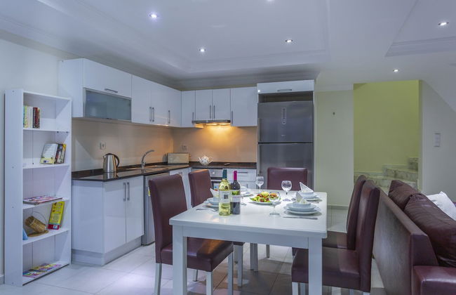 Royal Hills D3 Apartments - Photo 8