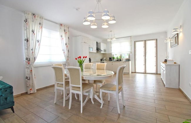 Elegant Villa With Private Pool in Bale - Foto 14