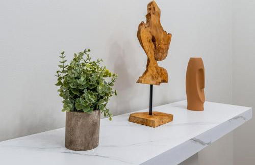 Heritage Haus - Luxe 2BR w Deck, Pets OK, Wi-fi, Near Marietta Sq - Foto 24