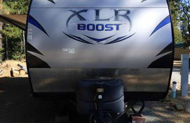 RV11 XLR - 27' Family Toy Hauler - Sleeps 6 - Foto 2